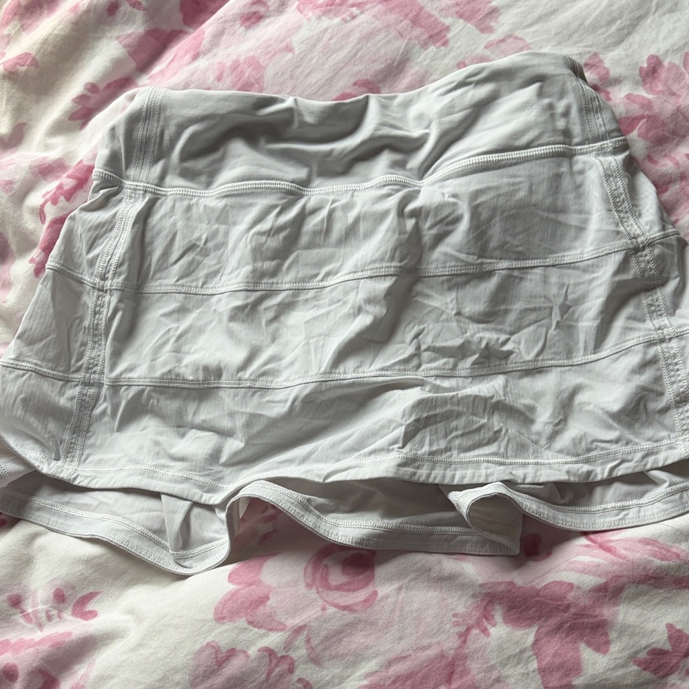 White lulu lemon tennis skirt